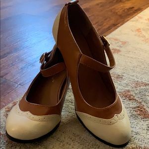 Vintage Chase & Chloe Heels